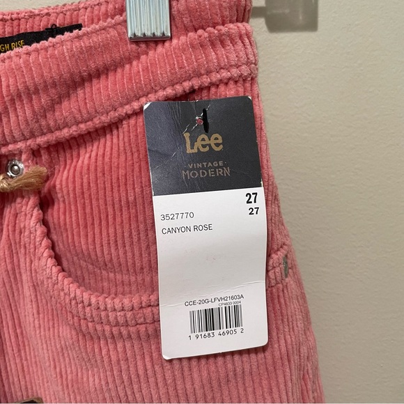 Lee High Rise Flare Corduroy Jeans Canyon Rose Size 27 New with Tags - Picture 10 of 12